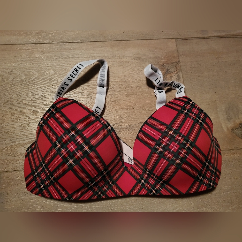 Victorias Secret - 32C T-shirt Wireless Bra